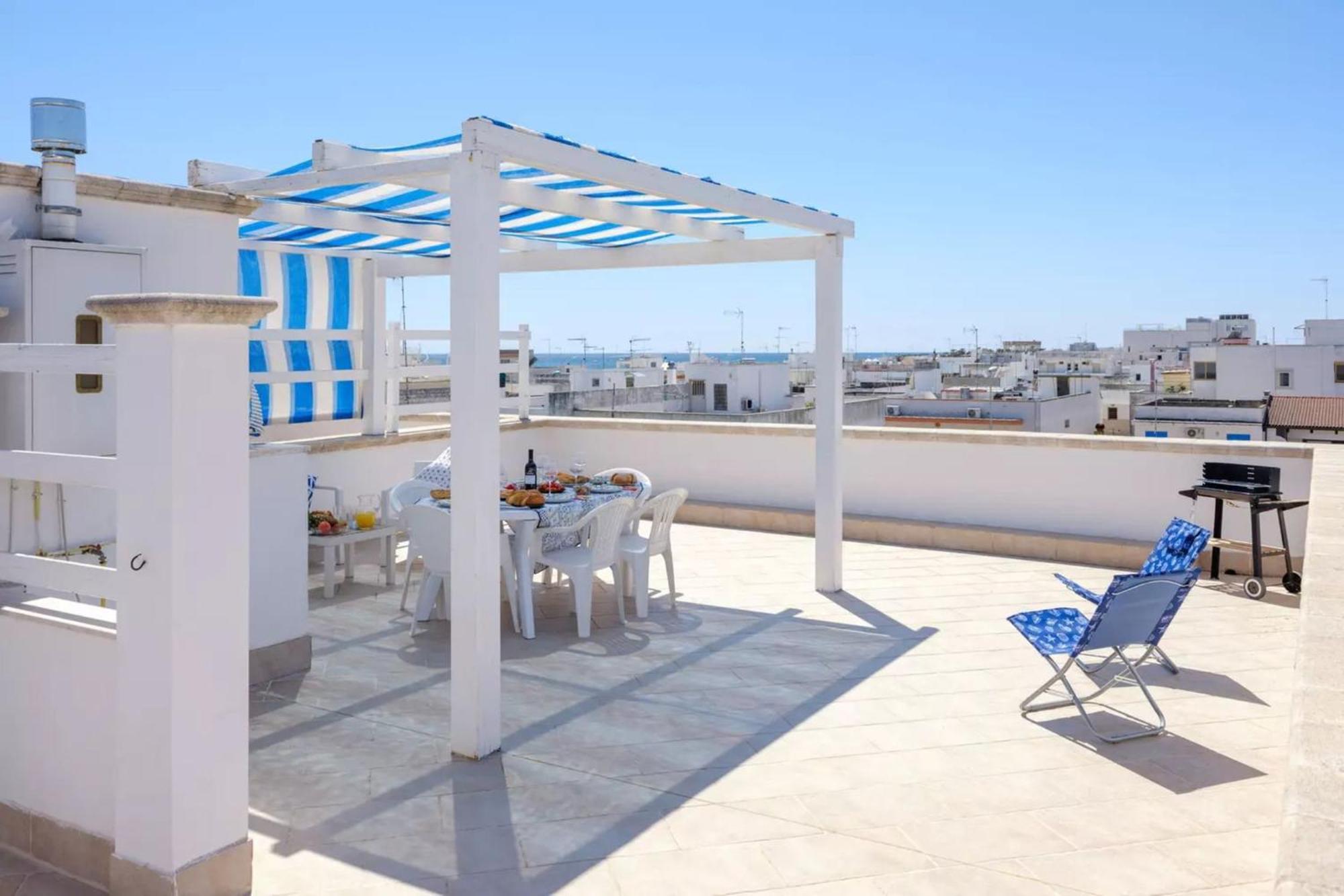 Emerald Residence Sleeps 12 With Sea View Porto Cesareo Zewnętrze zdjęcie