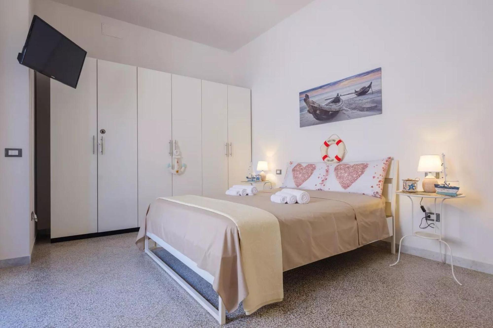 Emerald Residence Sleeps 12 With Sea View Porto Cesareo Zewnętrze zdjęcie