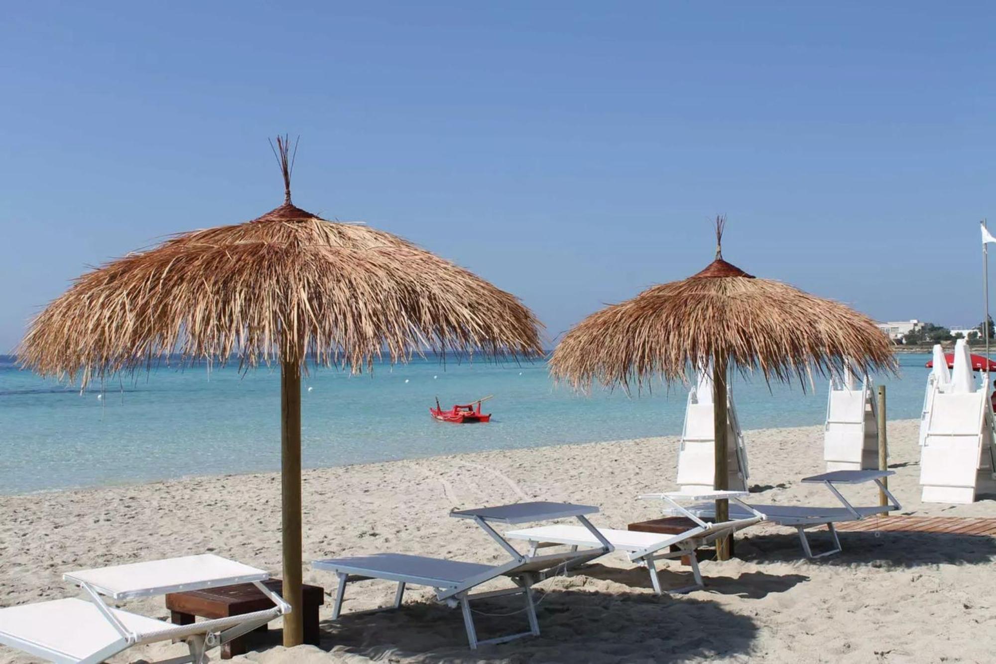 Emerald Residence Sleeps 12 With Sea View Porto Cesareo Zewnętrze zdjęcie