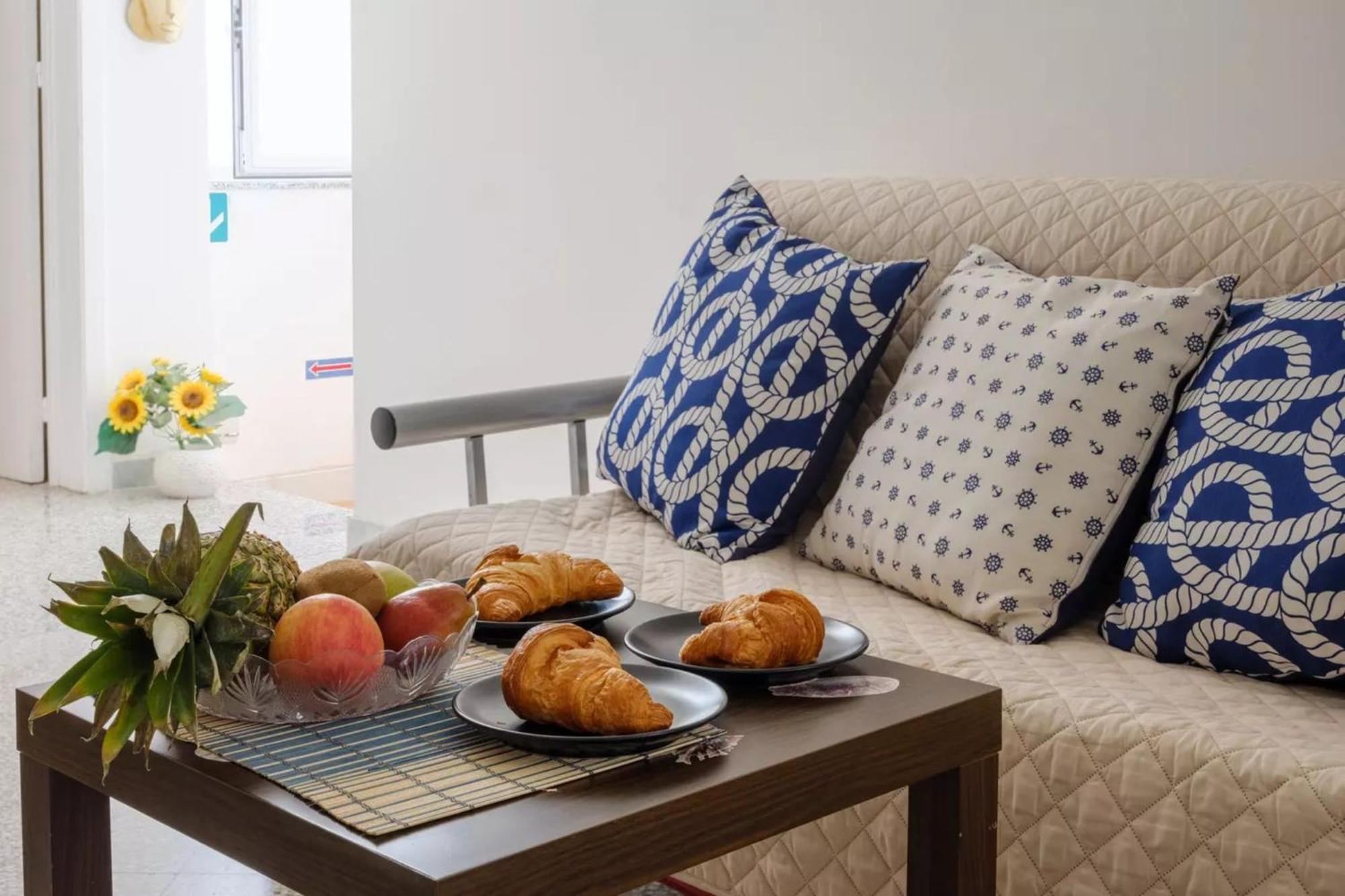 Emerald Residence Sleeps 12 With Sea View Porto Cesareo Zewnętrze zdjęcie